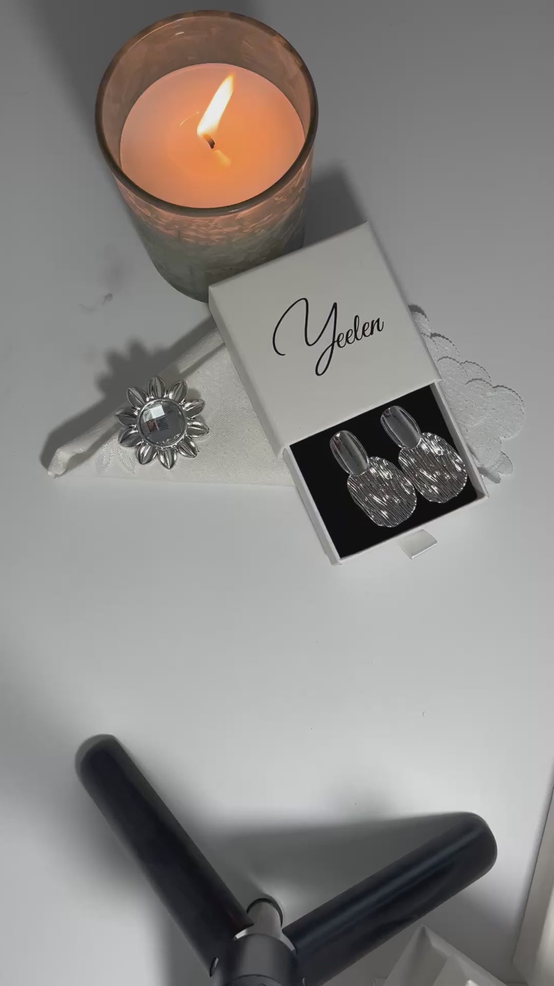 Lumière de soie Boucles d’oreilles